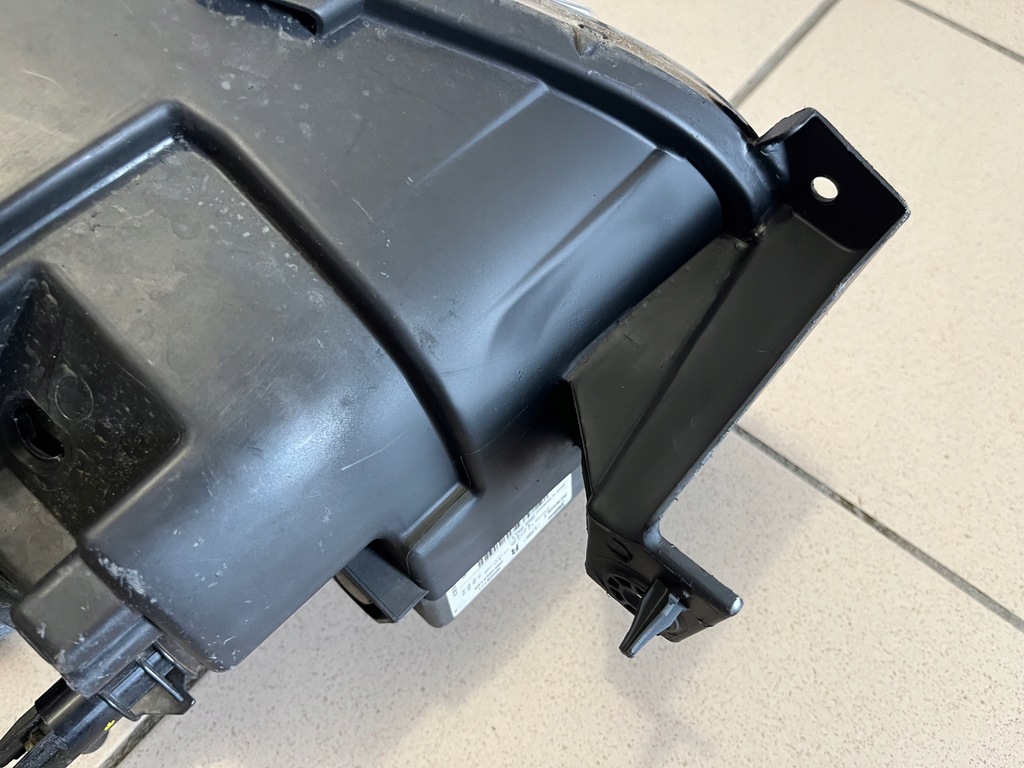 фото №12, Dacia dokker lodgy 12- лампа передняя перед правая