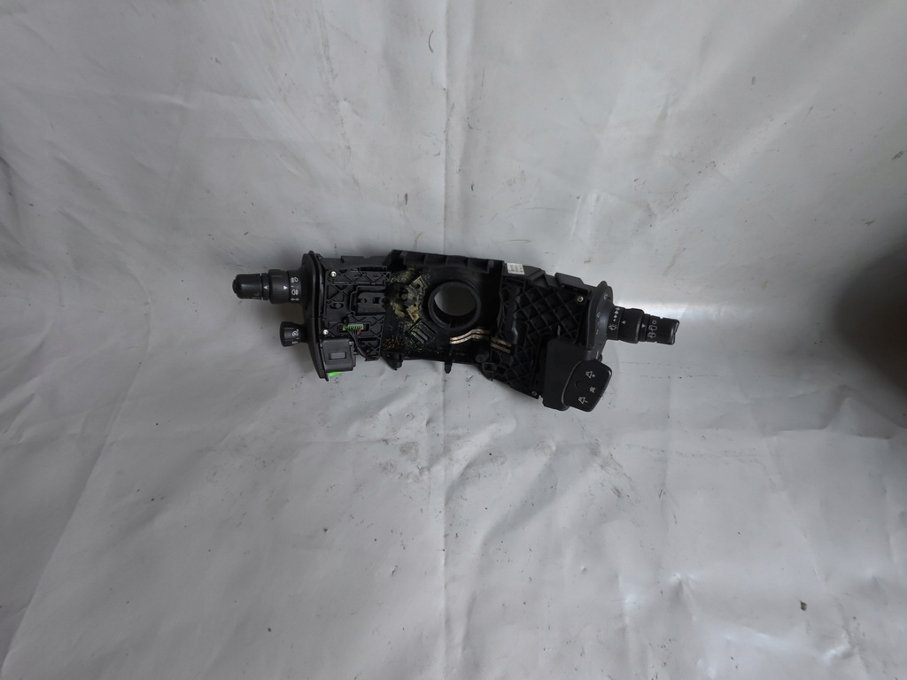 фото №1, Переключатель комбинированный renault scenic ii 8200127728