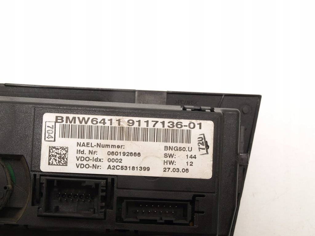 фото №8, Bmw 3 e90, 3 e91 панель кондиционера 9117136-01, 911713601, 9117136
