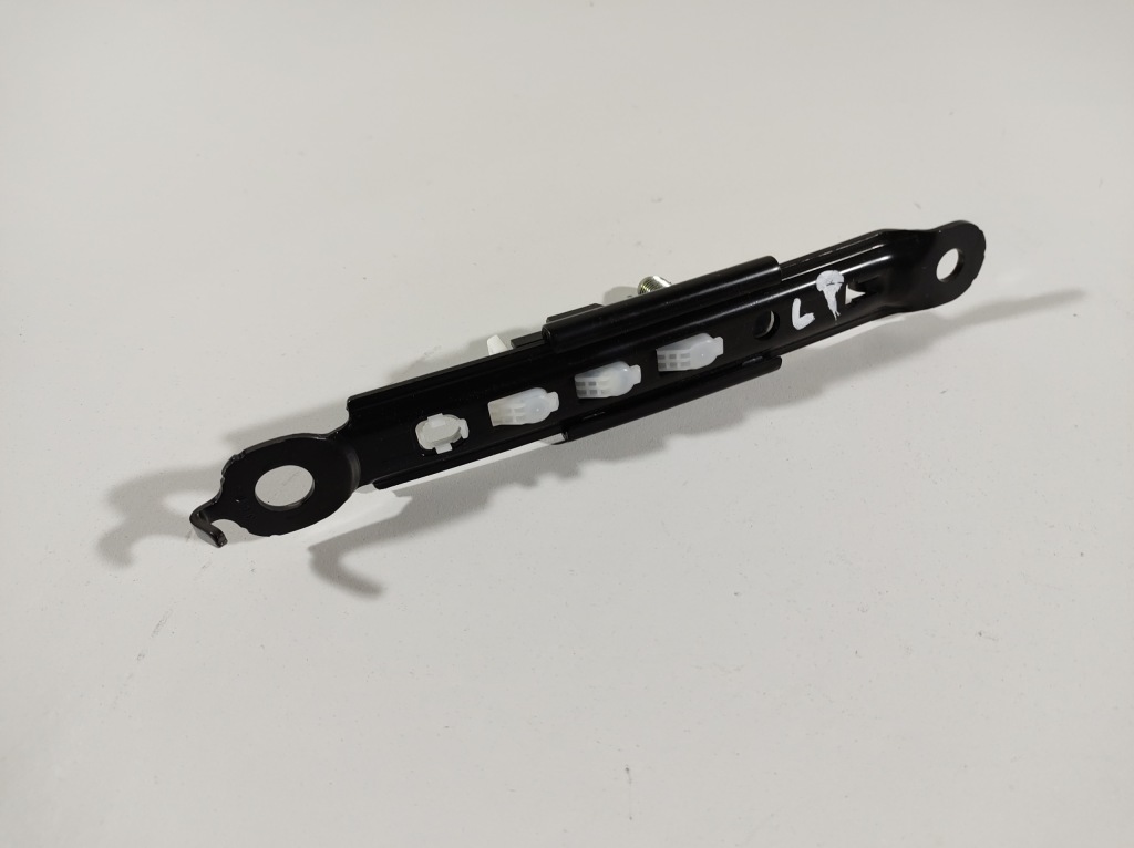 фото №1, Lexus is300h 13r ползунок поперечина левый перед