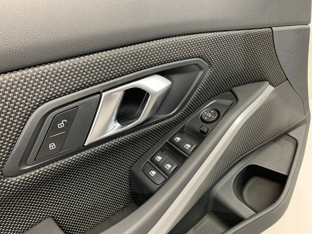 фото №5, Bmw 3 g20 g21 обшивка оббивка двері матеріал