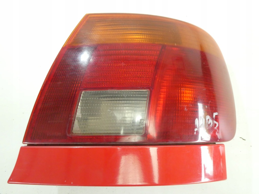 фото №1, Лампа правая правый задняя audi a4 b5