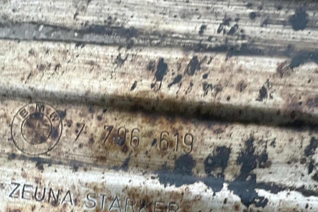 Гасник bmw 7 e65, e66, e67 7792041 3.0l бензиновий 170kw 2007 в Україні