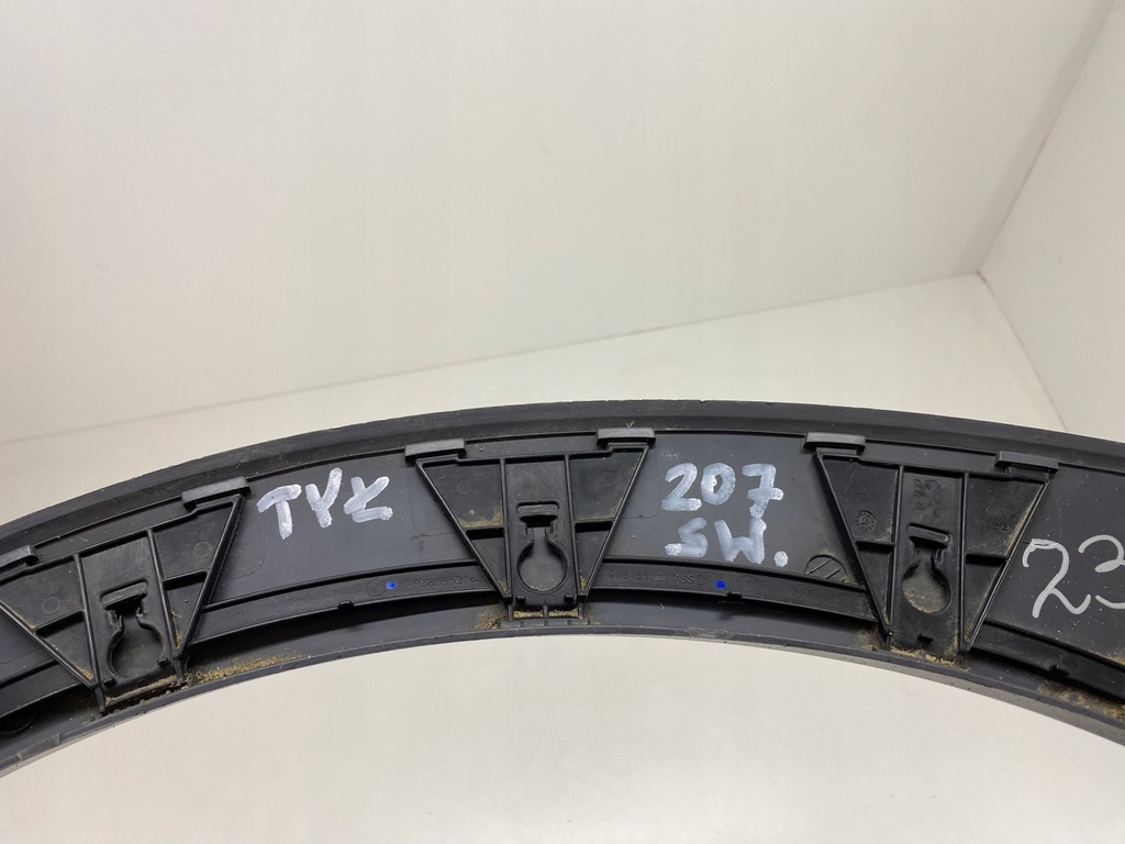 фото №10, Молдинг крыла peugeot 207 sw правый задняя