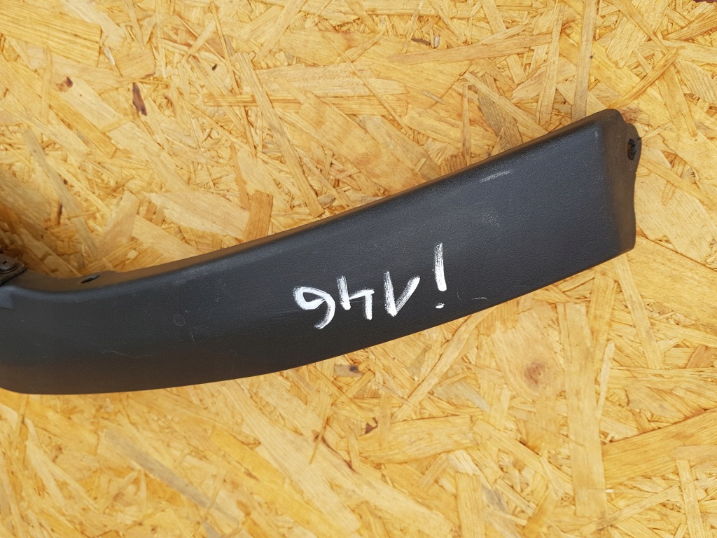 фото №2, Toyota yaris cross молдинг крила правий задня задня