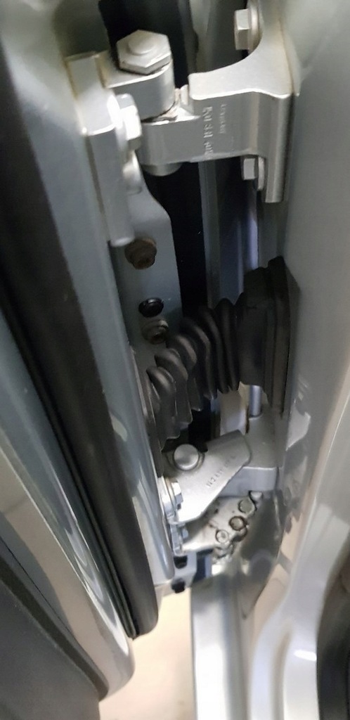 фото №8, Электропроводка дверь перед задняя vw golf v 5 plus la7w