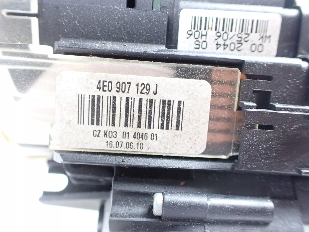 фото №13, Переключатель комбинированный audi s8 d3 5.2 fsi 4e0953549