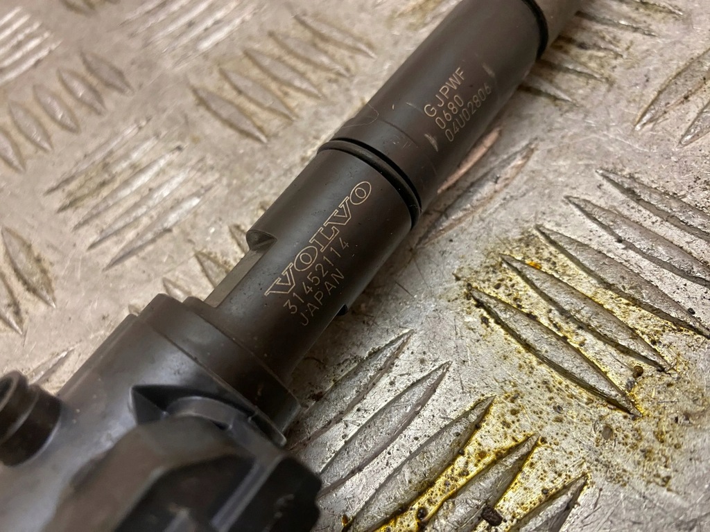 фото №6, Volvo xc90 2018 форсунка топлива 31452114