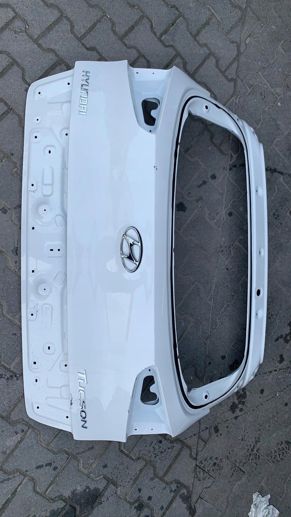 фото №1, Hyundai tucson 2016- крышка багажника задняя задняя