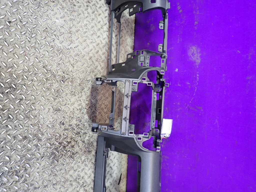 фото №12, Toyota corolla verso ii панель приладів приладова панель приладів kpl верхній i нижня частина