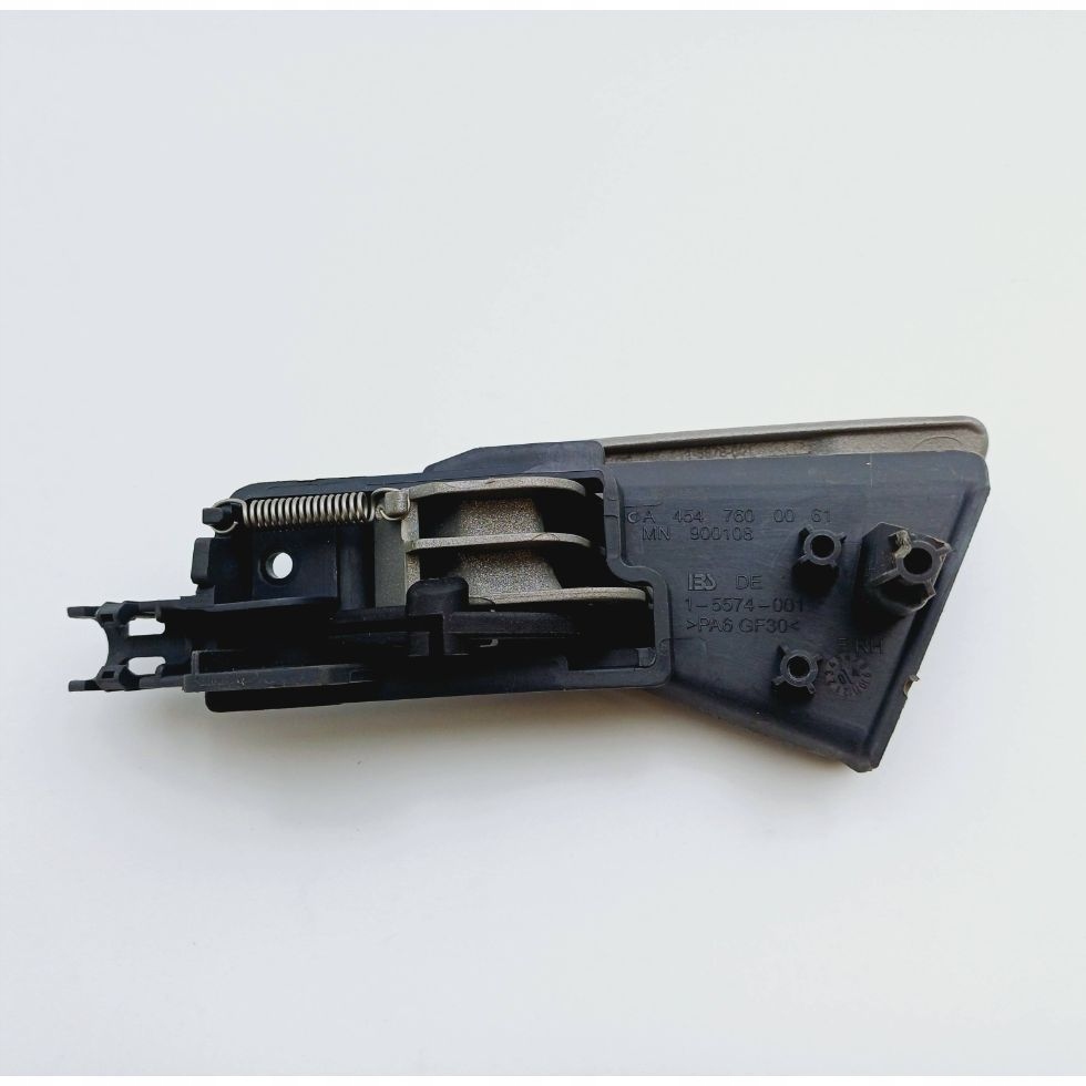 Ручка внутренняя правый перед smart forfour 1 a4547600061 nr888 Цена