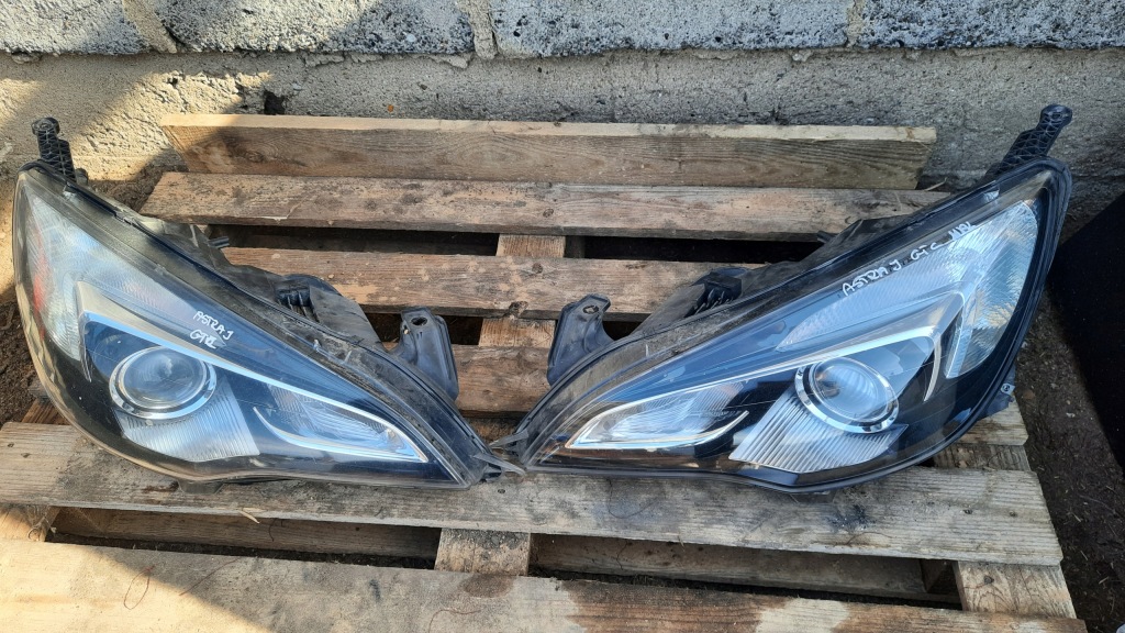 фото №1, Opel astra j gtc лампа перед левая правая 13281283rh