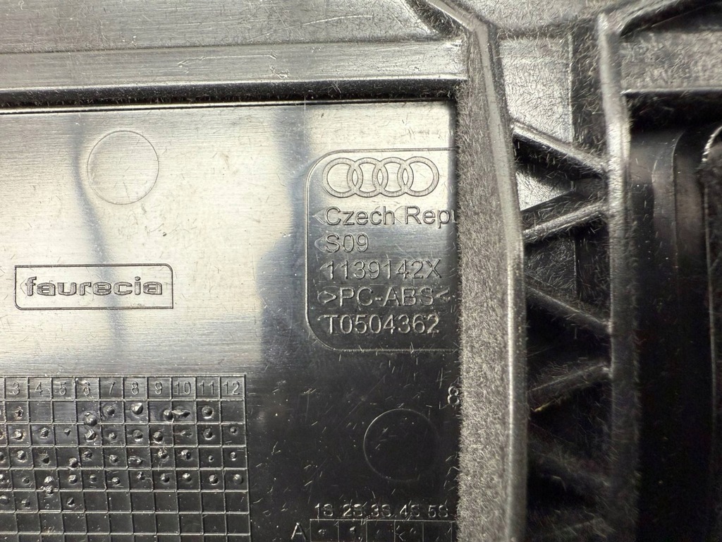 фото №9, Audi a3 s3 8v 2016 ліва сторона бардачок панелі приладової панелі