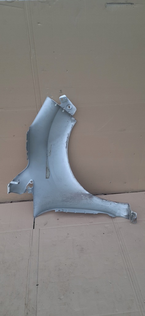 Крыло  перед левое  ford c-max mk2 2 10- Киев