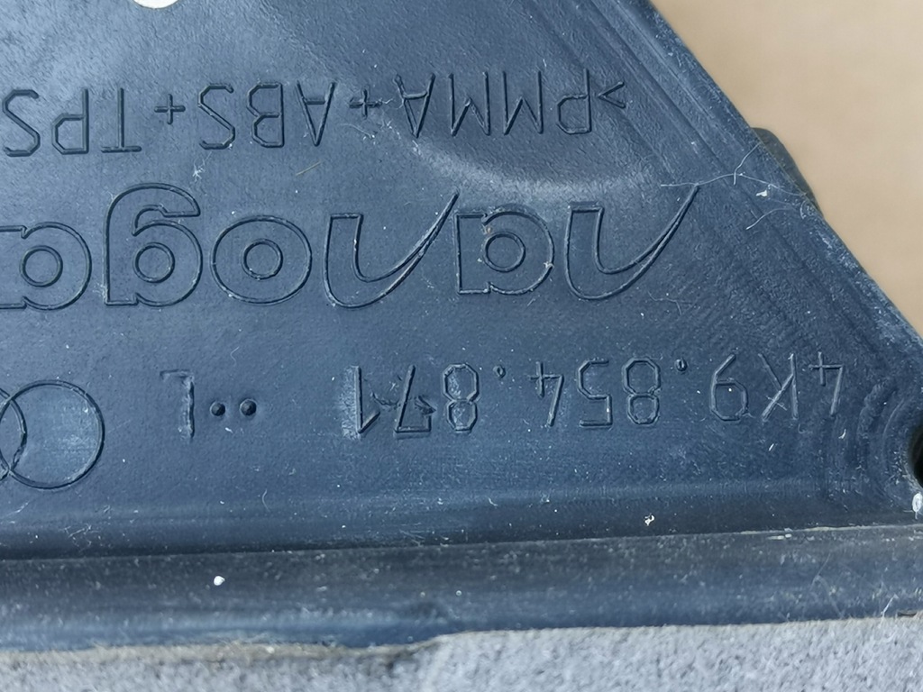 фото №7, Левая молдинг спойлер крышки audi a6 c8 правая