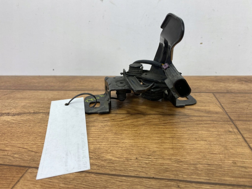 Замок капот cadillac cts 3 2014+ в Украине