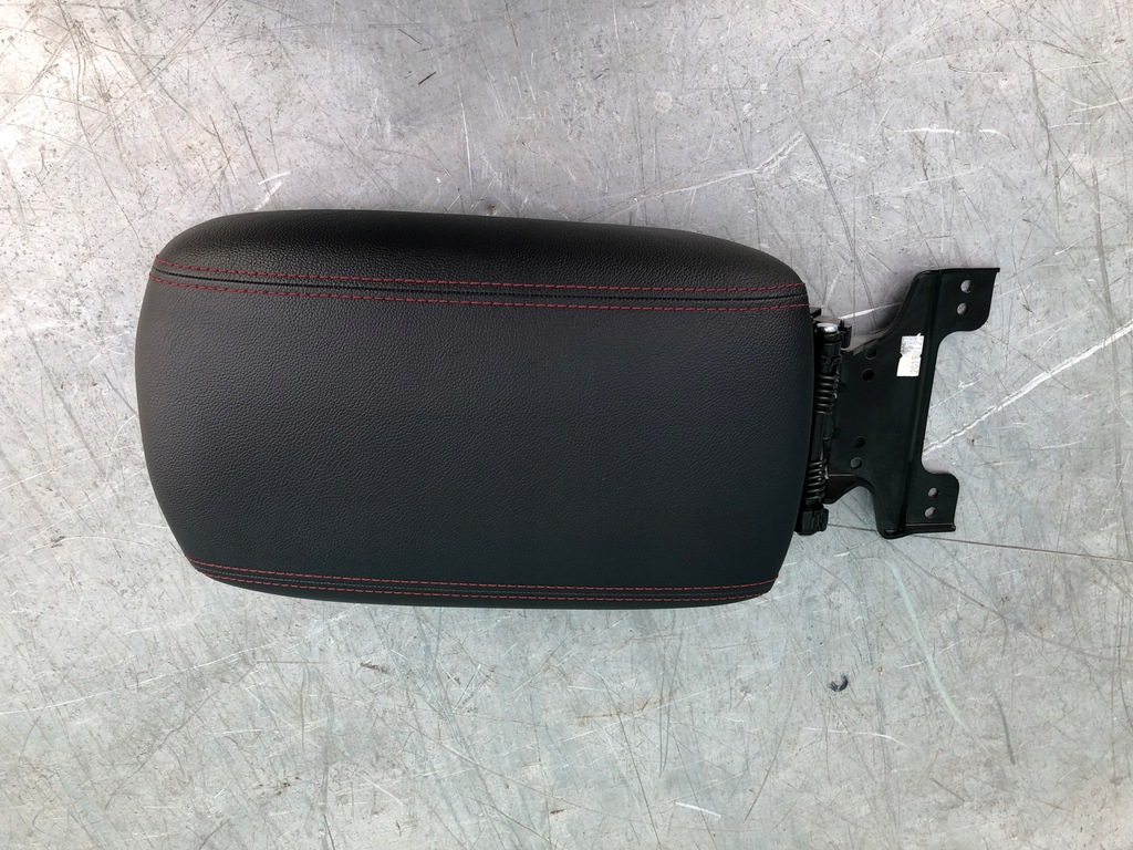 фото №1, Kia sportage iv gt line podłokeitnik czerwona nić