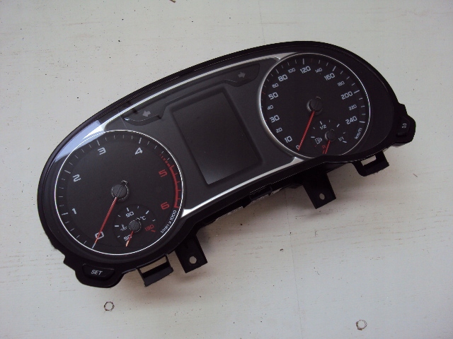 фото №1, Счетчик приборы audi оригинальный номер 8x0920930p