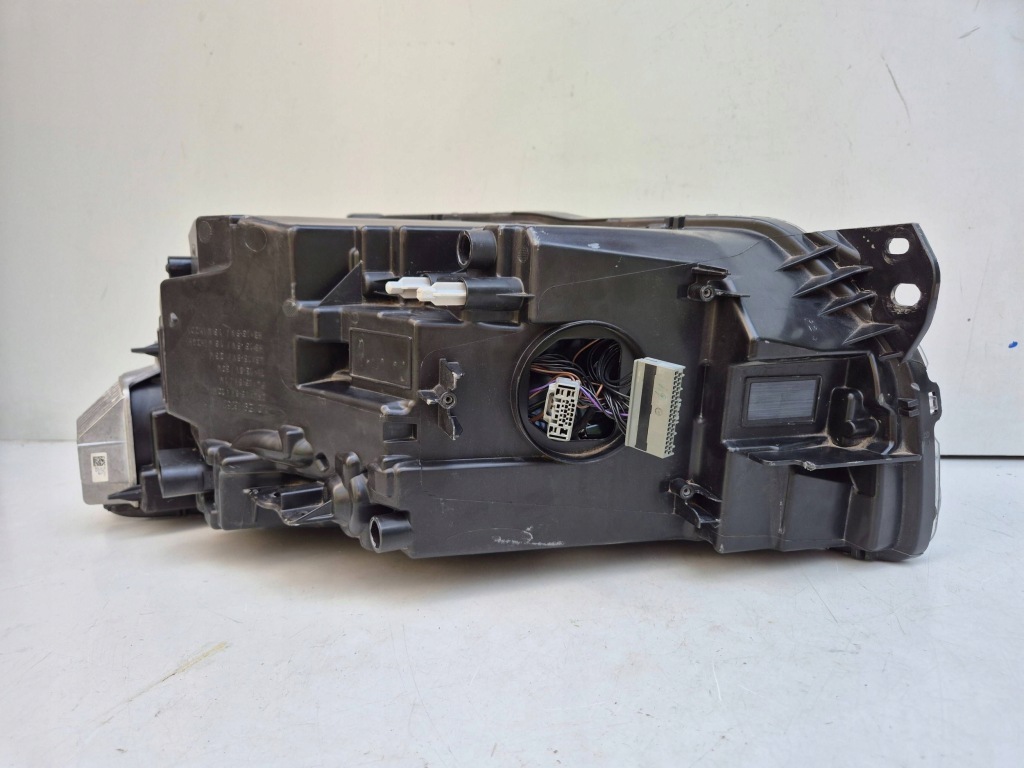 Volvo xc40 2 20- led 32342525 фара передняя перед правый  загрязненная Доставка