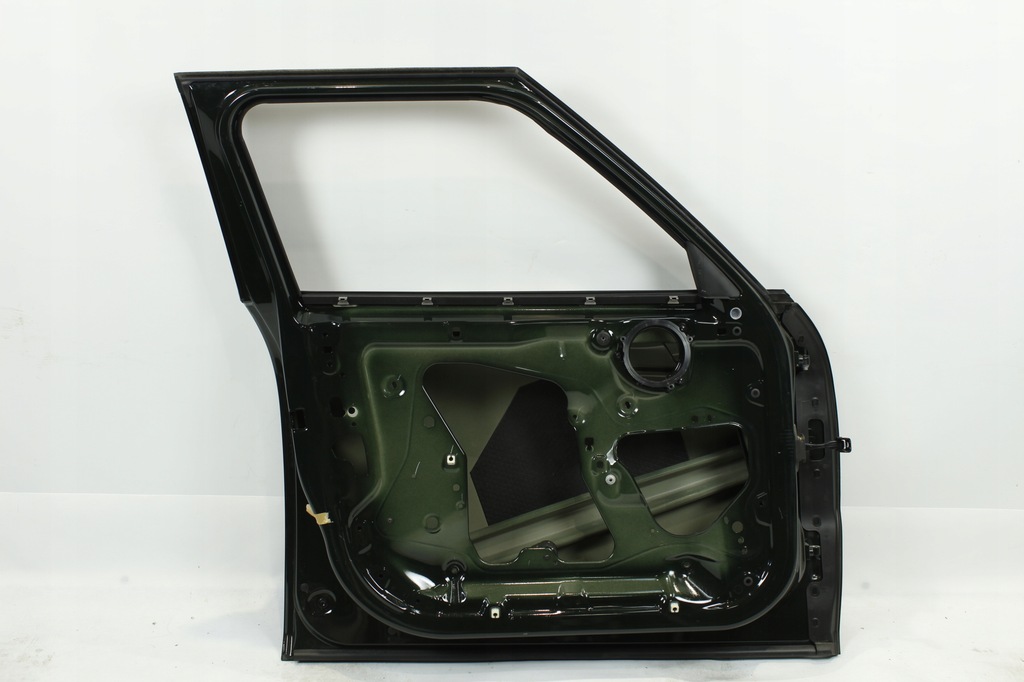 фото №2, Двері ліва перед mini f54 clubman c19 rebelgreen