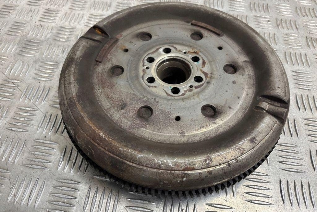 фото №7, Комплект зчеплення audi a3 sportback 8va, 8vf 324035510 2.0l дизель 110kw