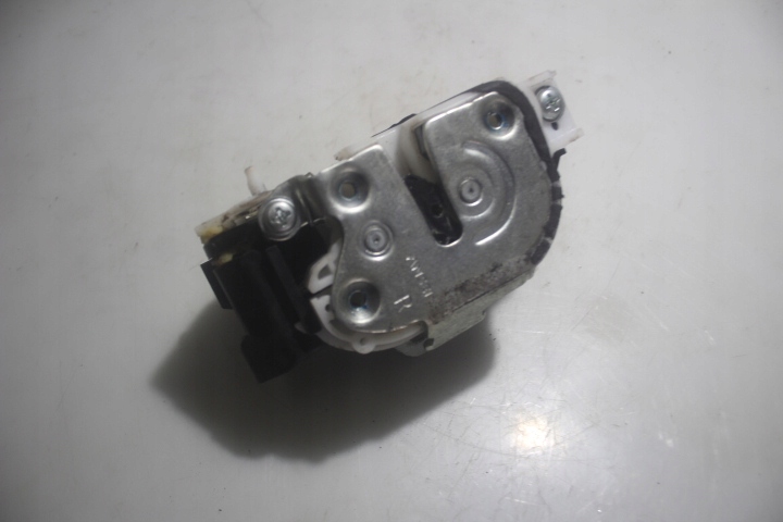 фото №3, Замок правый задняя дверь mitsubishi outlander i