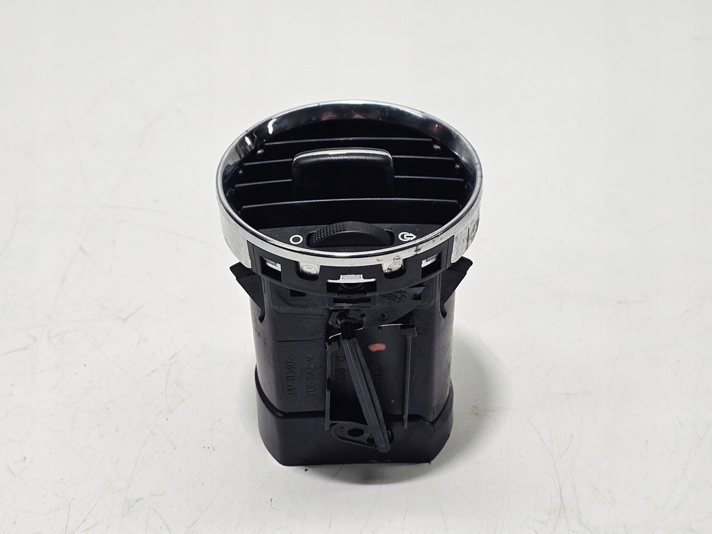 фото №1, Решётка обдув peugeot 308 t7 #4245