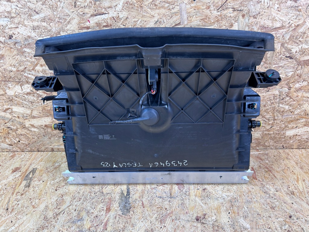 Ремінь передній підсилювач балка радіатор tesla model y 2020- Ціна