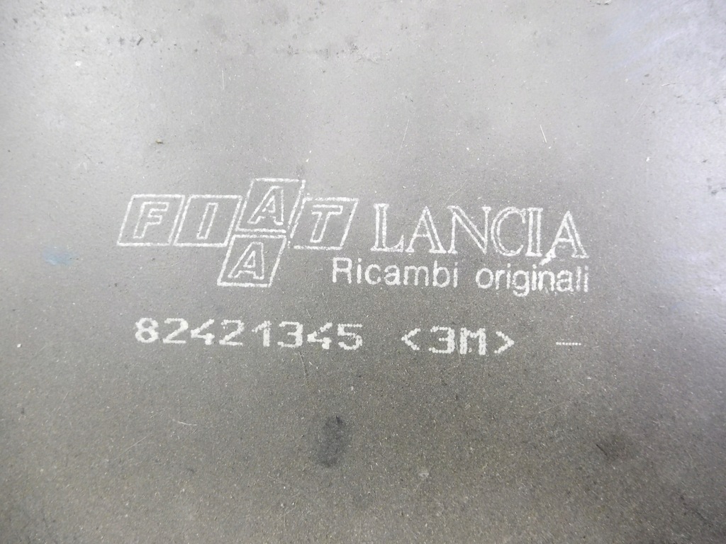 фото №9, Fiat оригінальний номер 82421345 крила