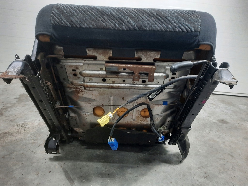 фото №7, Сиденье правый перед subaru forester i sf