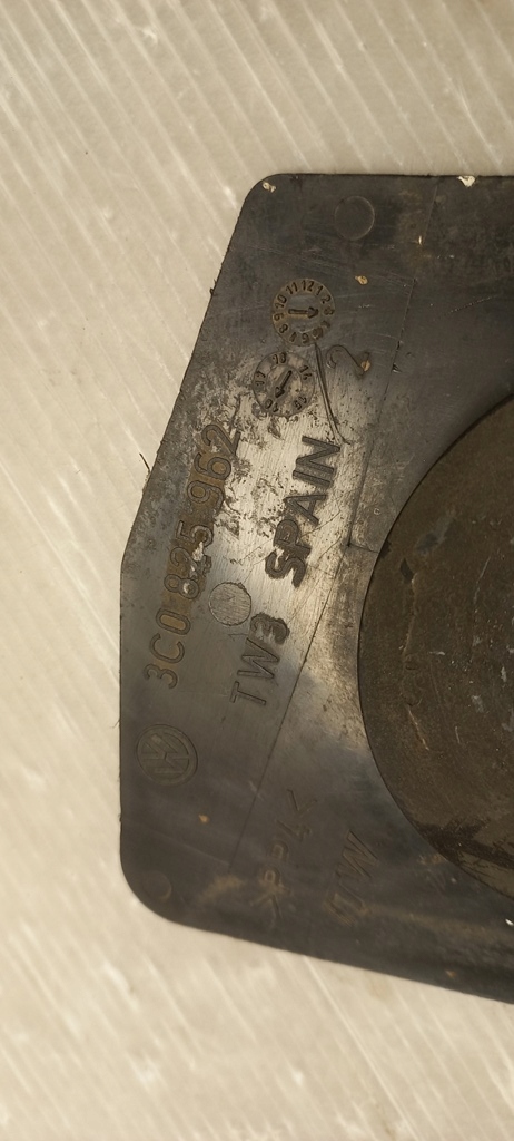 фото №3, Заглушка пол подвеска seat alhambra