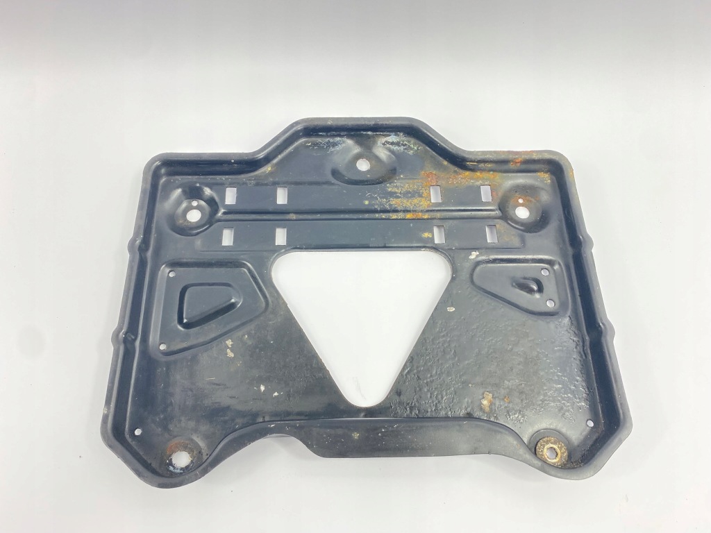 Купить Основание аккумулятор mercedes w201 w124 седан универсал купе кабриолет