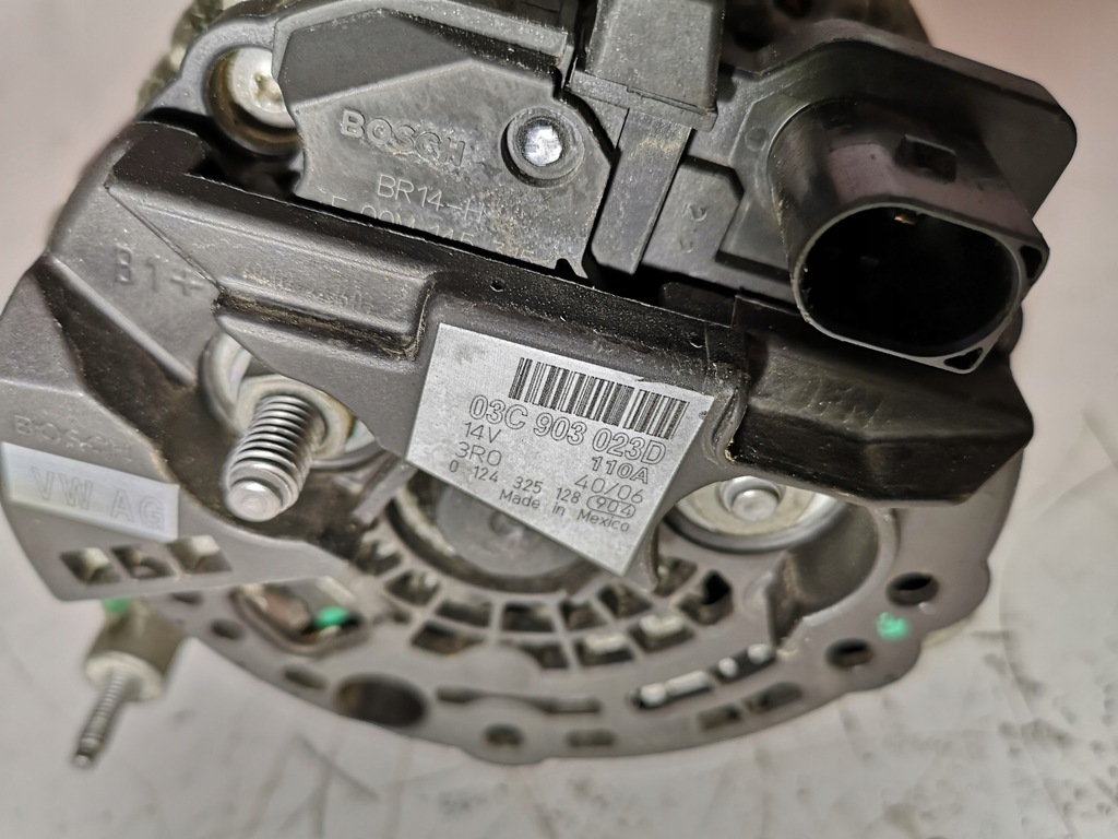 фото №5, Генератор vw jetta 1.6 fsi 03c903023d