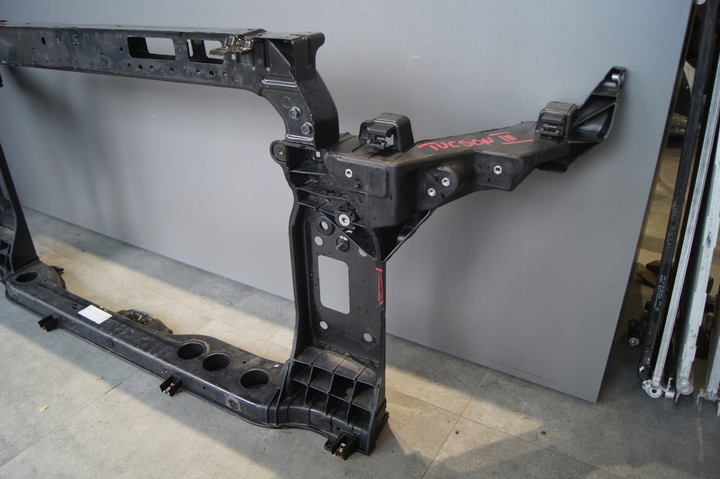 фото №5, Pas hyundai tucson iii хороший 64101-d7000