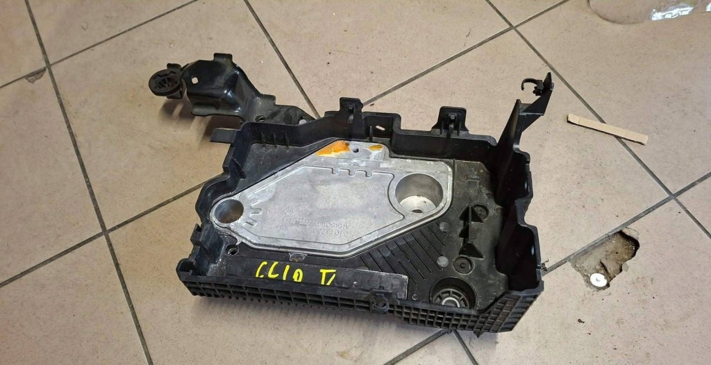 фото №1, Основа акумулятор renault clio v 648947355r