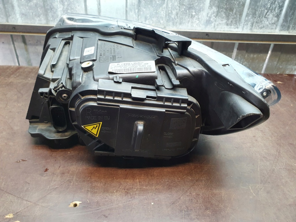 Купити Фара перед правий ксенон led audi q7 4l0 рестайлінг  09-15