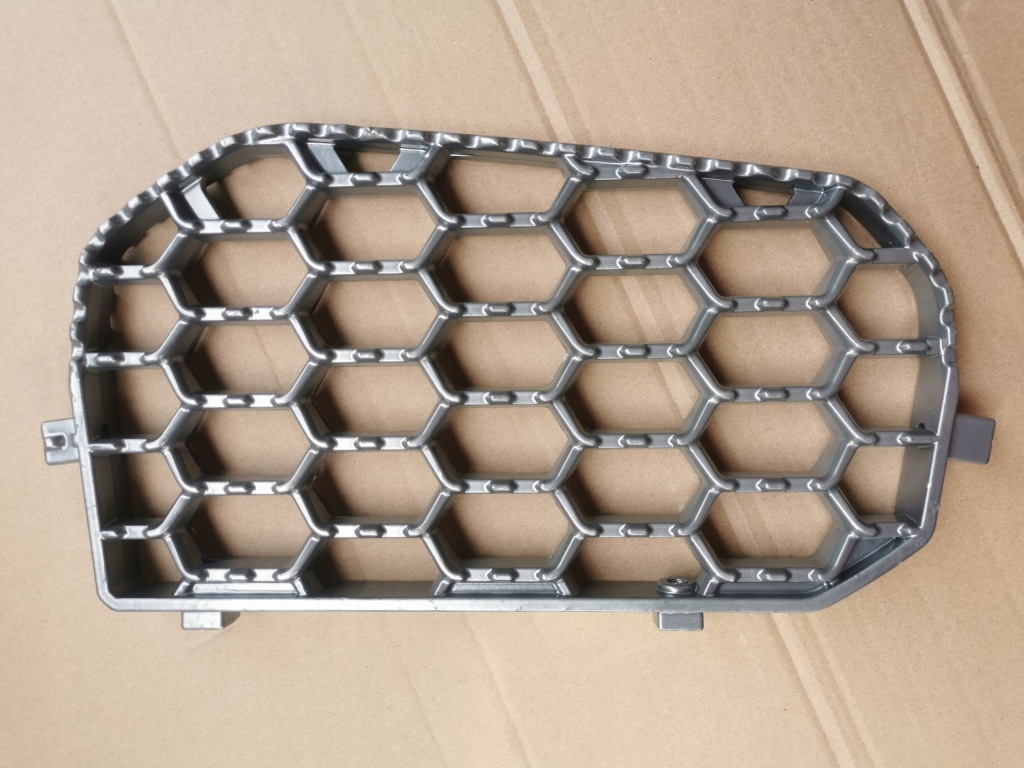 фото №2, Підніжка накладка поріг нижня scania s r 2017r-