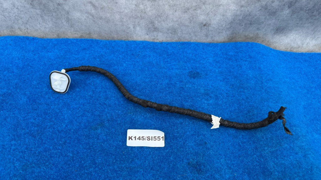 фото №1, З'єднувач шланг омивача трубка vw t-roc seat skoda k145/si551