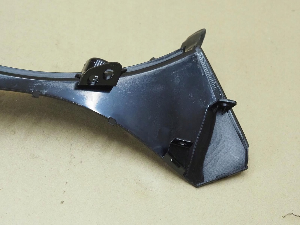 фото №12, Kia ev6 левая сторона молдинг pod фара задняя 866y7cv000 nowa