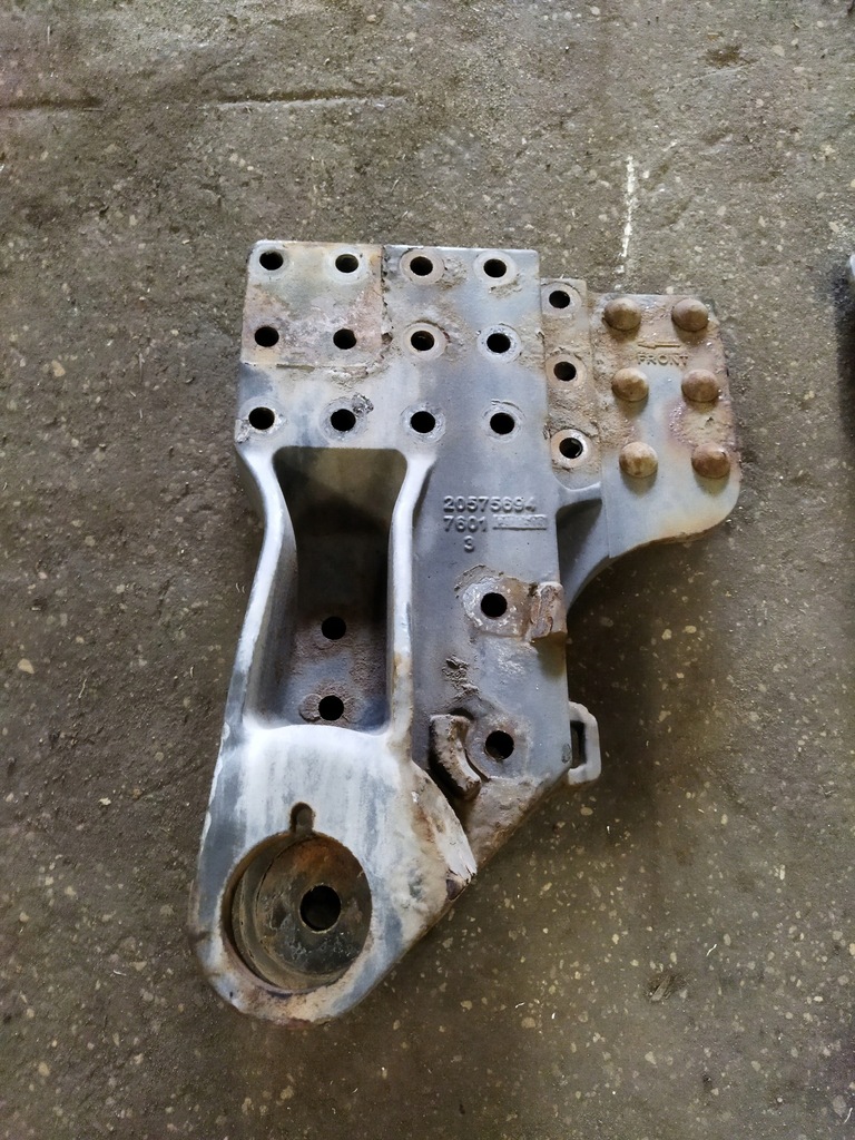 фото №2, Кронштейн кронштейн ресора osi задня volvo fh