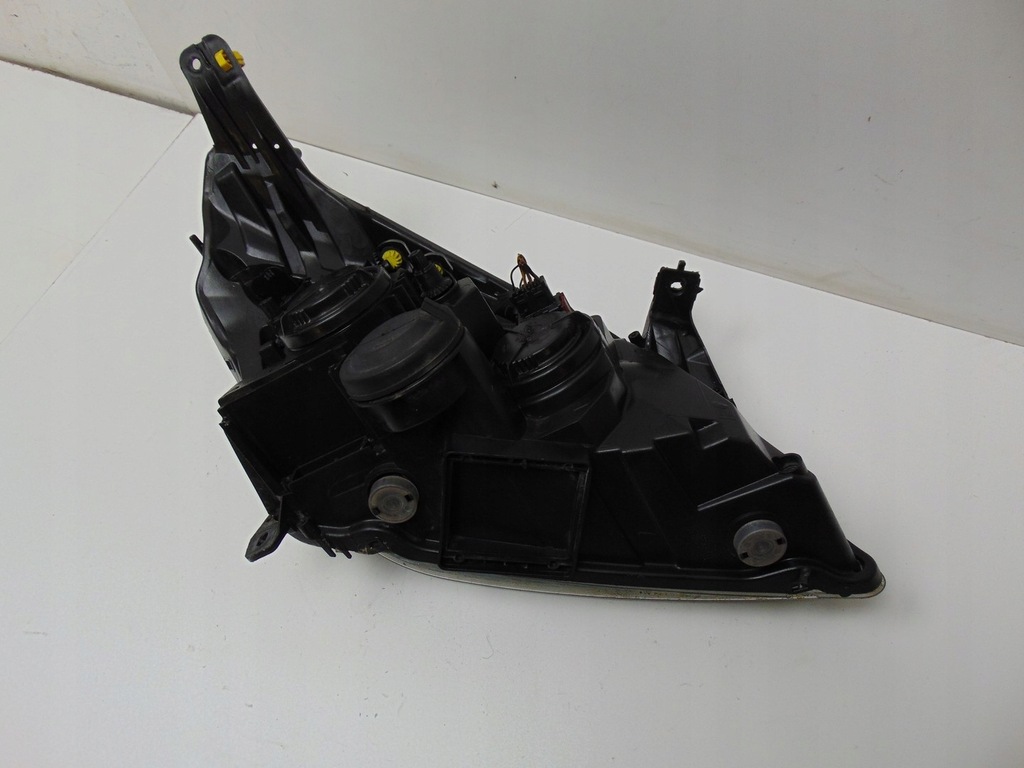 фото №12, Лампа левая перед opel vectra c lift gts линза тонированная 93179918 europa