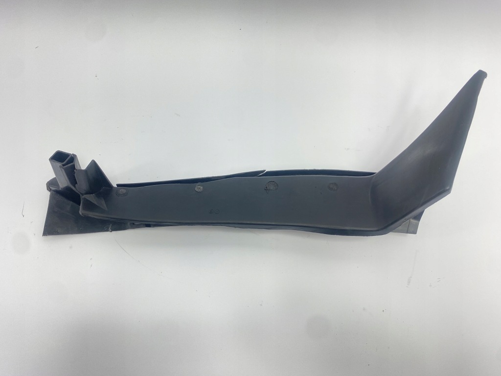 Жабо пластик злив жолоб ліва сторона mercedes w124 1246202667 Недорого