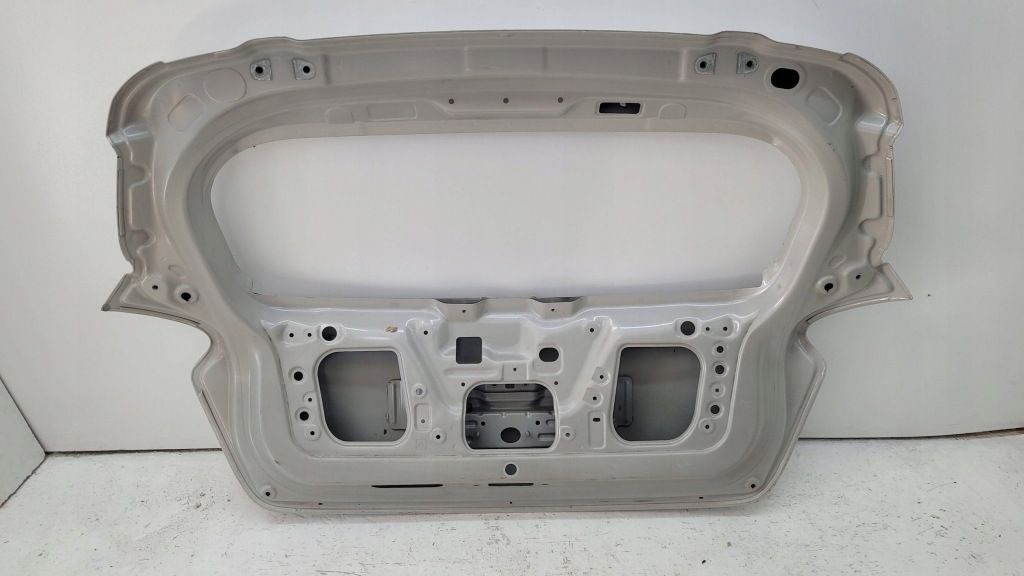 Opel karl 2015+ кришка багажника кришка багажника задня задня fv Київ