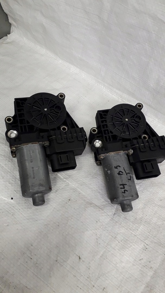 фото №8, Audi a4 моторчик стекло левый перед 0130821787