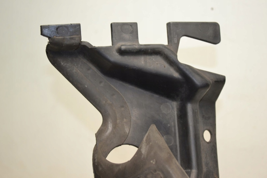 Mercedes r129 прокладка радіатора поперечина передній Недорого