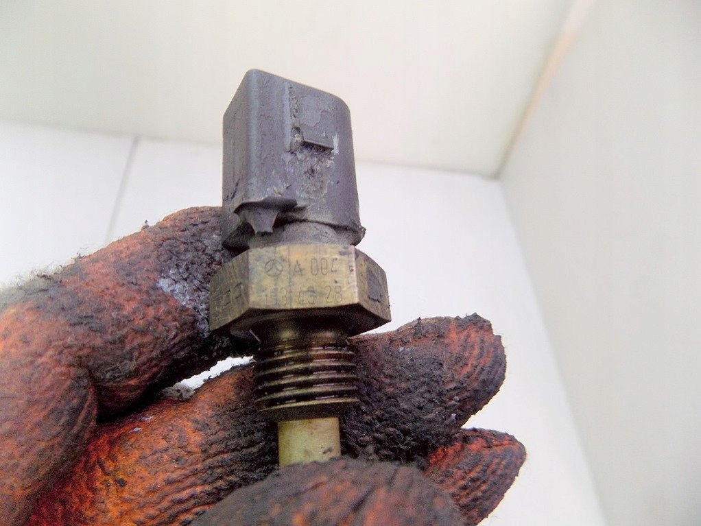 фото №7, Mercedes atego 4.2 датчик температуры a0041534328