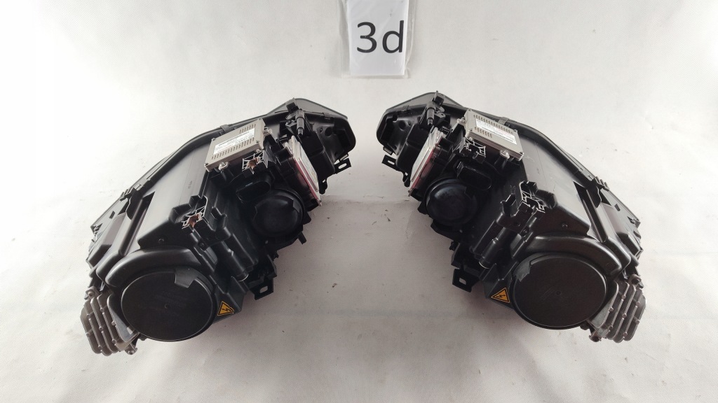 Audi a5 8t0 рестайлинг  ксенон led левый  правая  некорректируемый фара левая правая фара в Украине