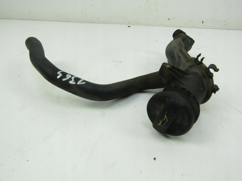 фото №1, Citroen c4 picasso i заливна горловина оливи