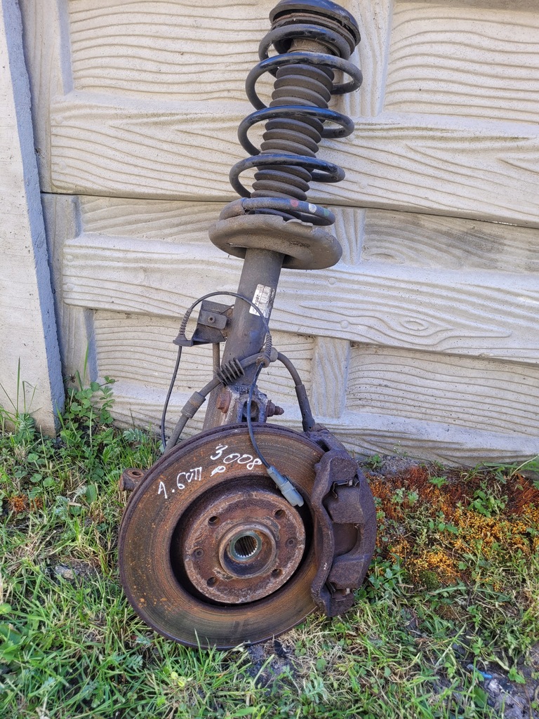 фото №1, Peugeot 3008 1.6 vti mcperson поворотний кулак