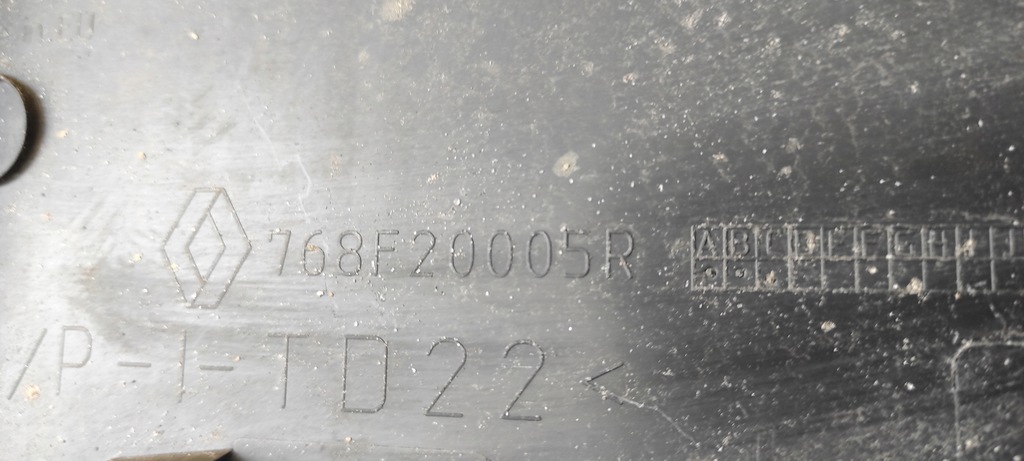 фото №4, Ліва молдинг задня renault master iii 768f20005r